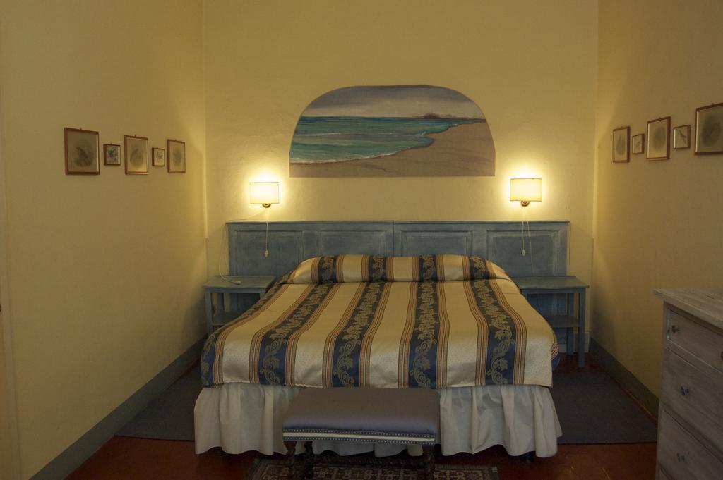 Palazzo Tucci Apartments Lucca Cameră foto